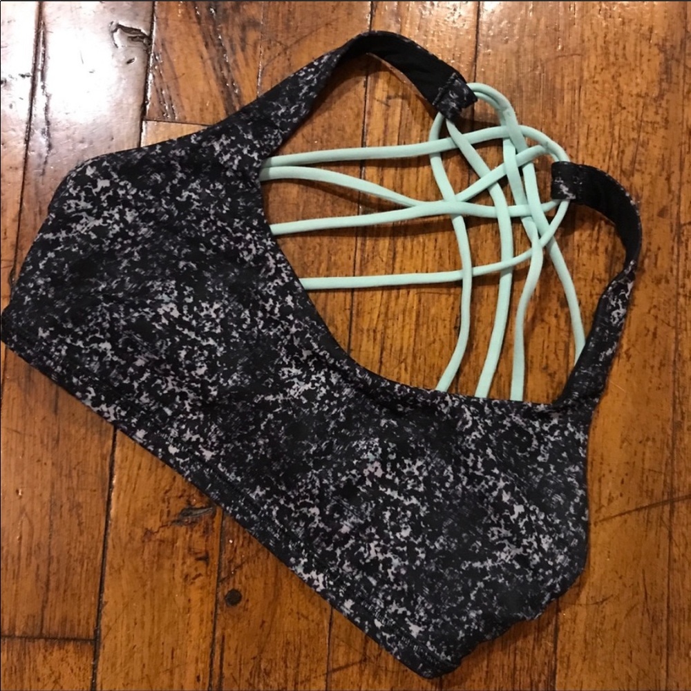 2 RARE Lululemon Free To Be *Wild Bras! - Picture 4 of 8